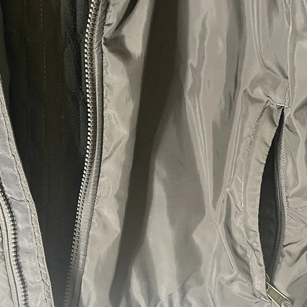 The North Face Men's Small Gray Full Zip Jacket Outdoor Hiking Light Coat